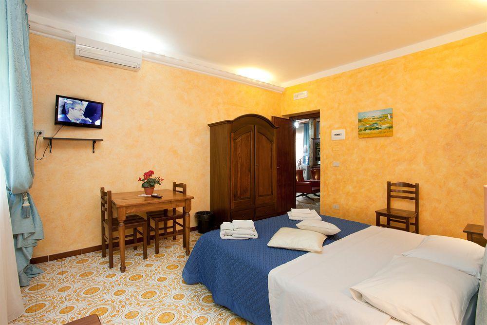 Kunesias B&B Cinisi Ngoại thất bức ảnh
