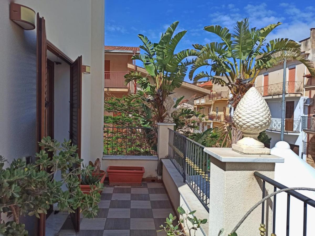 Kunesias B&B Cinisi Ngoại thất bức ảnh