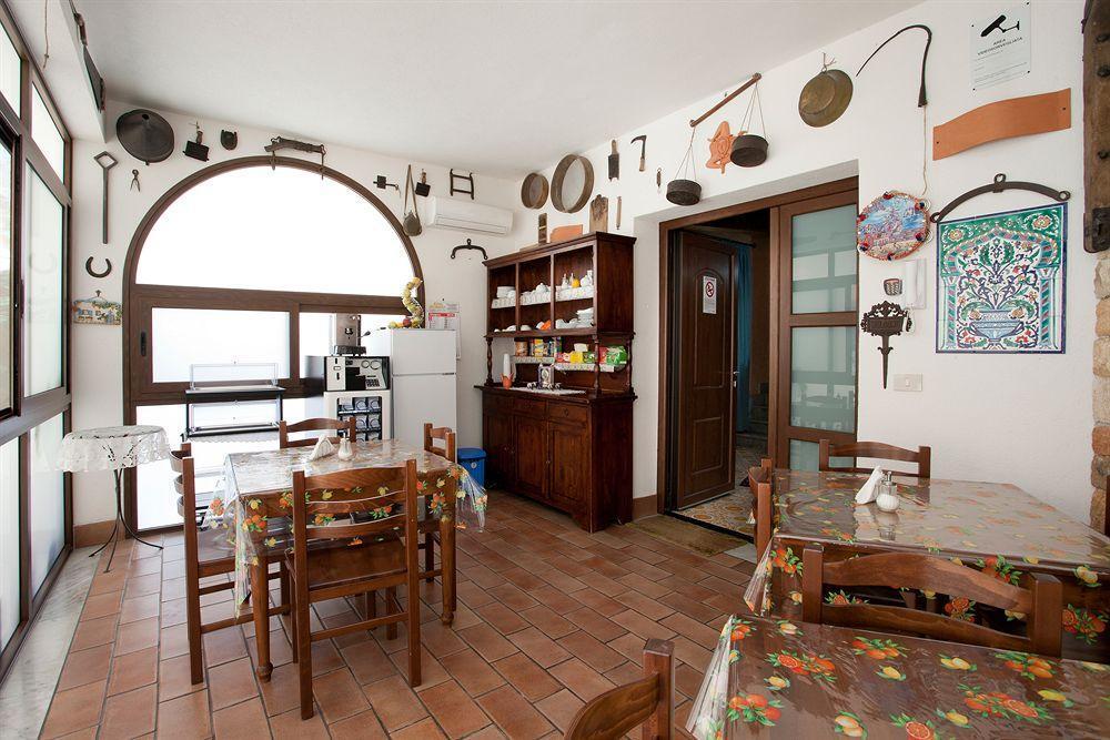 Kunesias B&B Cinisi Ngoại thất bức ảnh