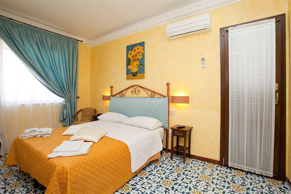 Kunesias B&B Cinisi Ngoại thất bức ảnh